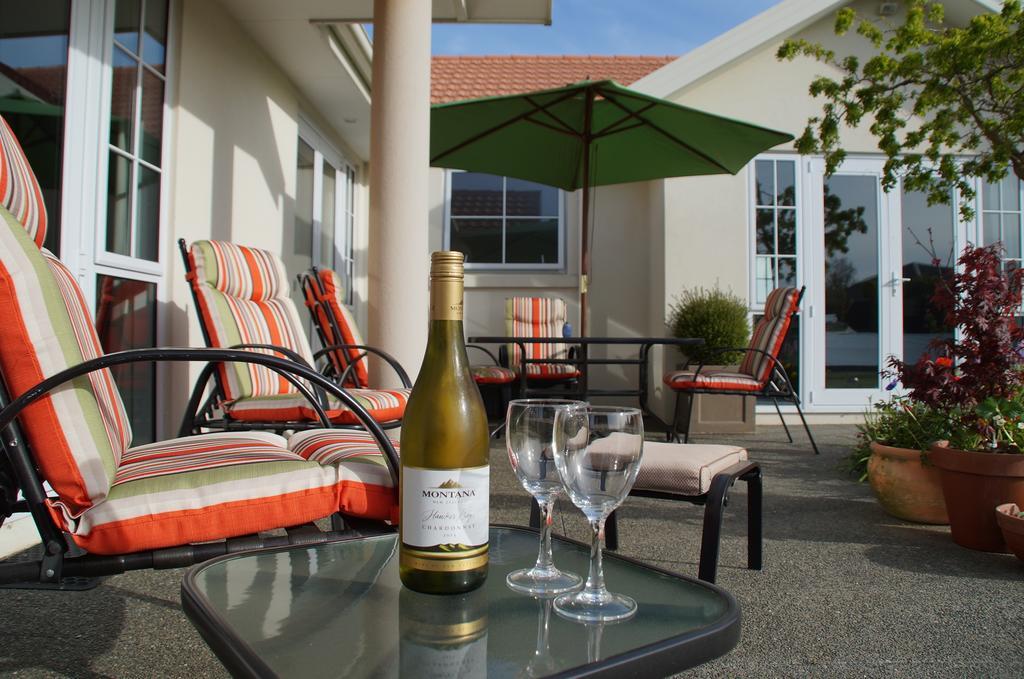 Olive House Bed And Breakfast Christchurch Exteriör bild