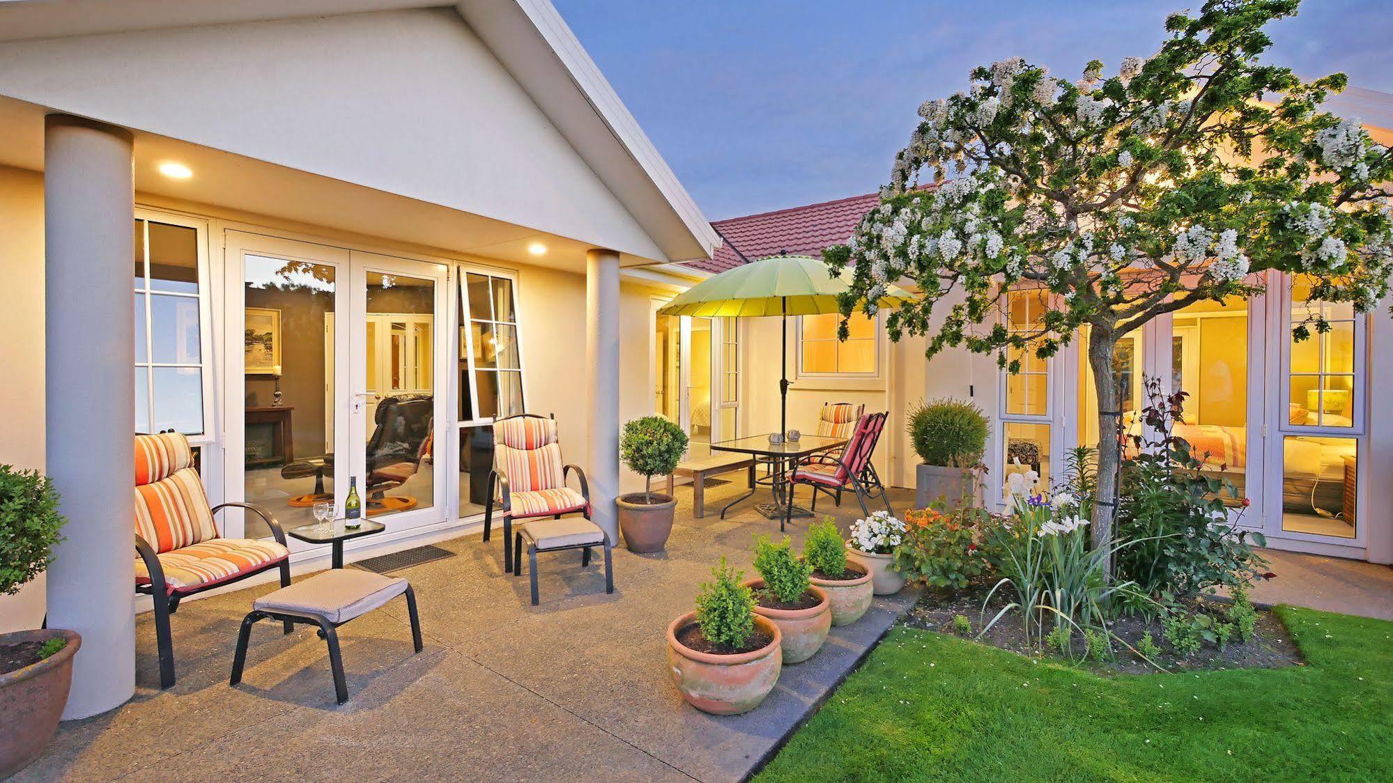 Olive House Bed And Breakfast Christchurch Exteriör bild