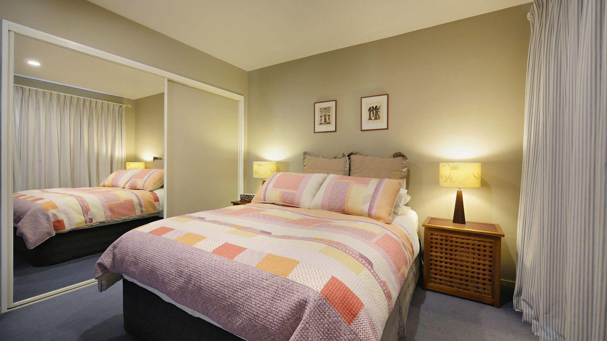 Olive House Bed And Breakfast Christchurch Exteriör bild