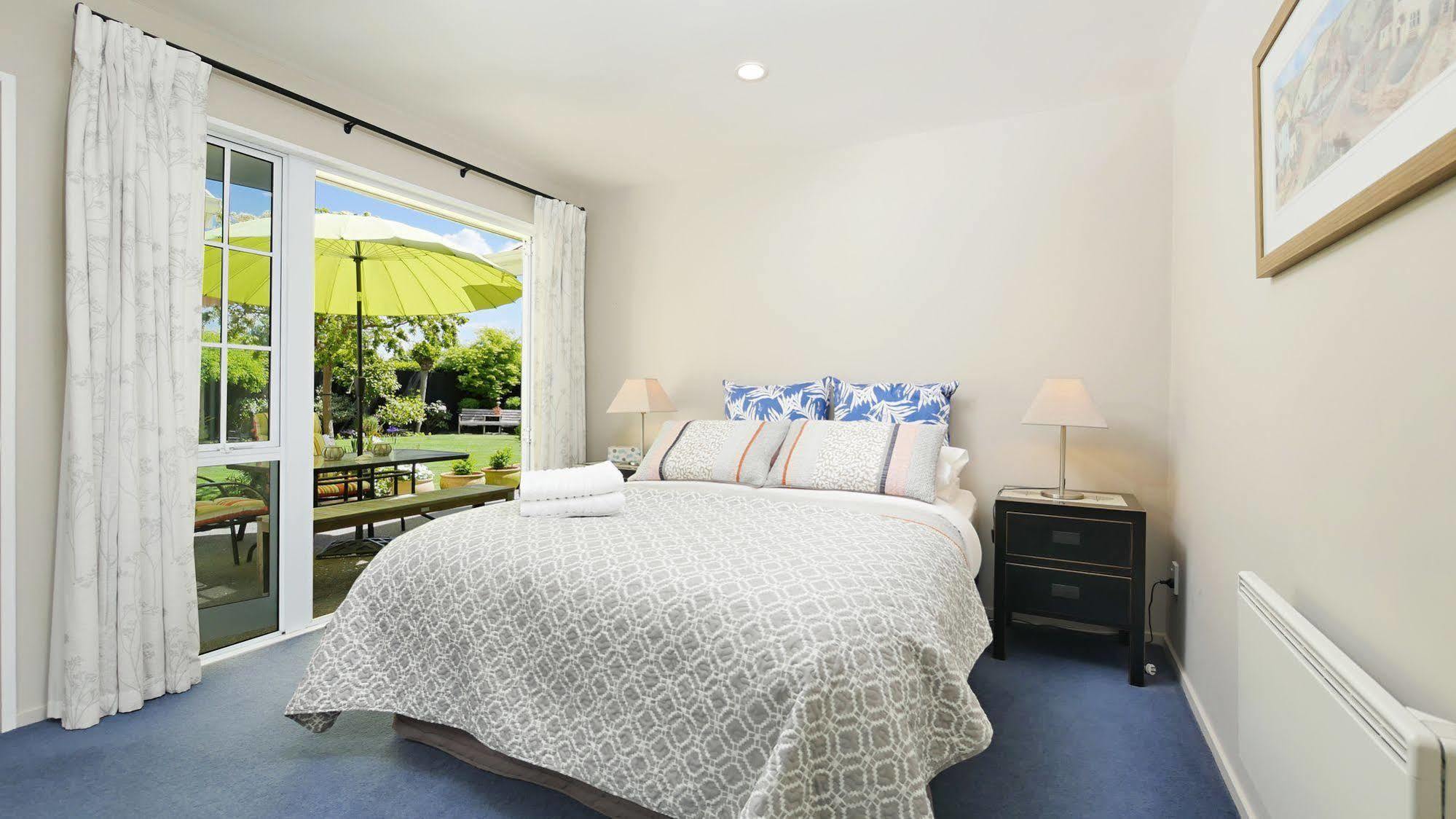 Olive House Bed And Breakfast Christchurch Exteriör bild