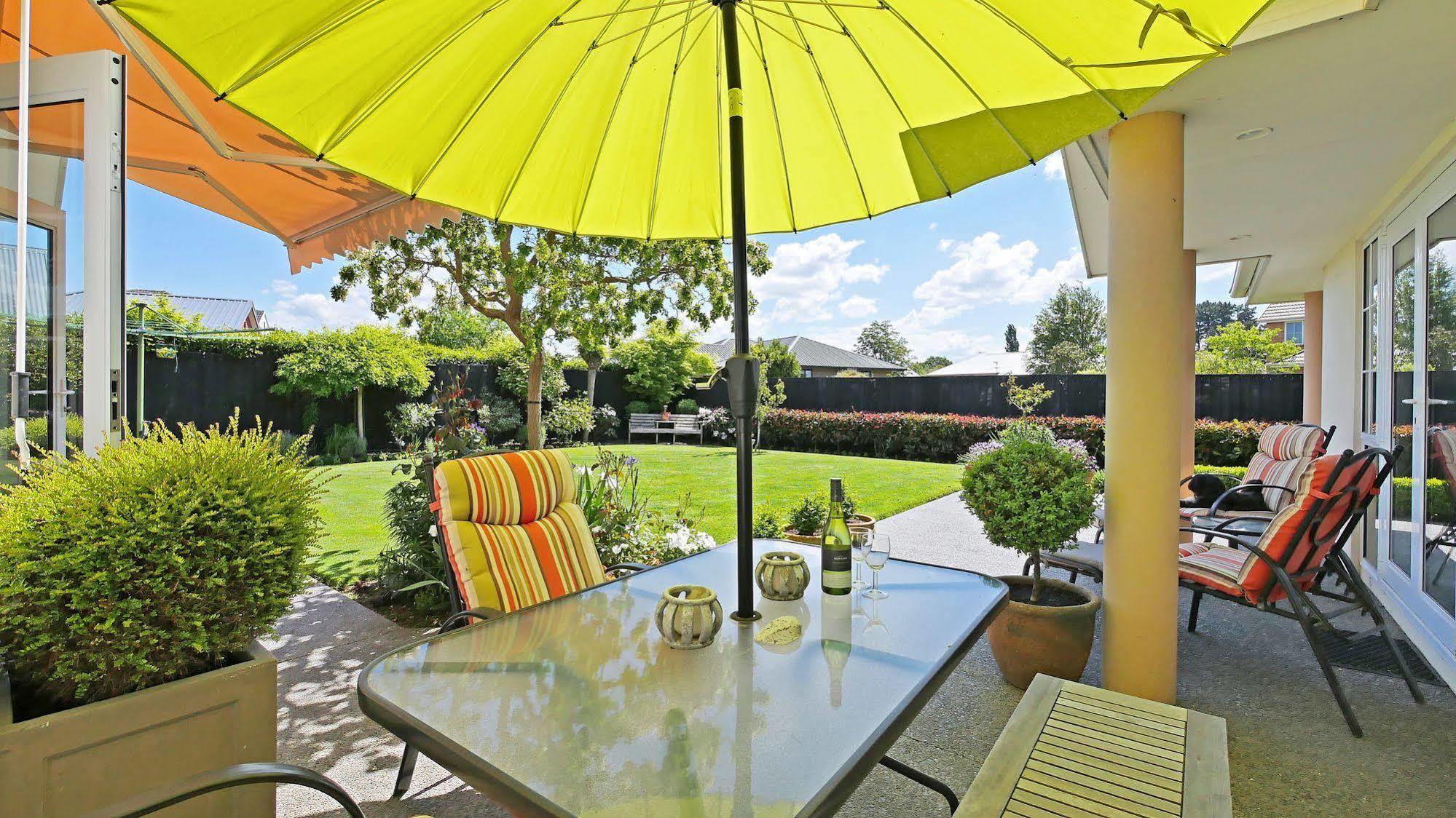 Olive House Bed And Breakfast Christchurch Exteriör bild